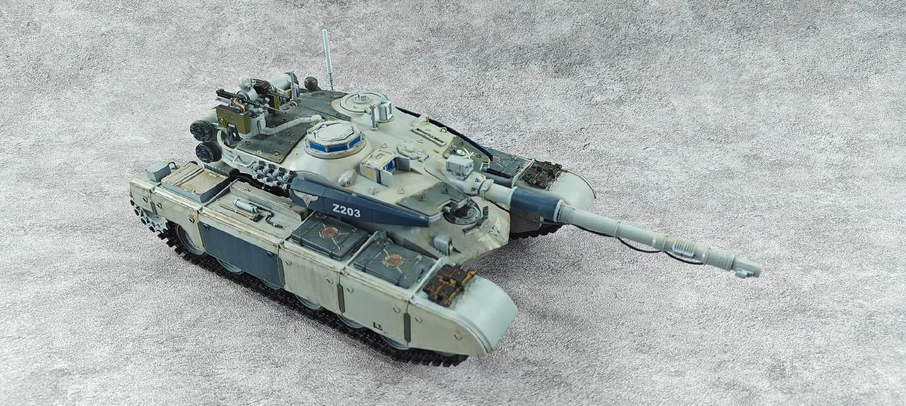 红警主战坦克大比拼：哪款坦克最强？