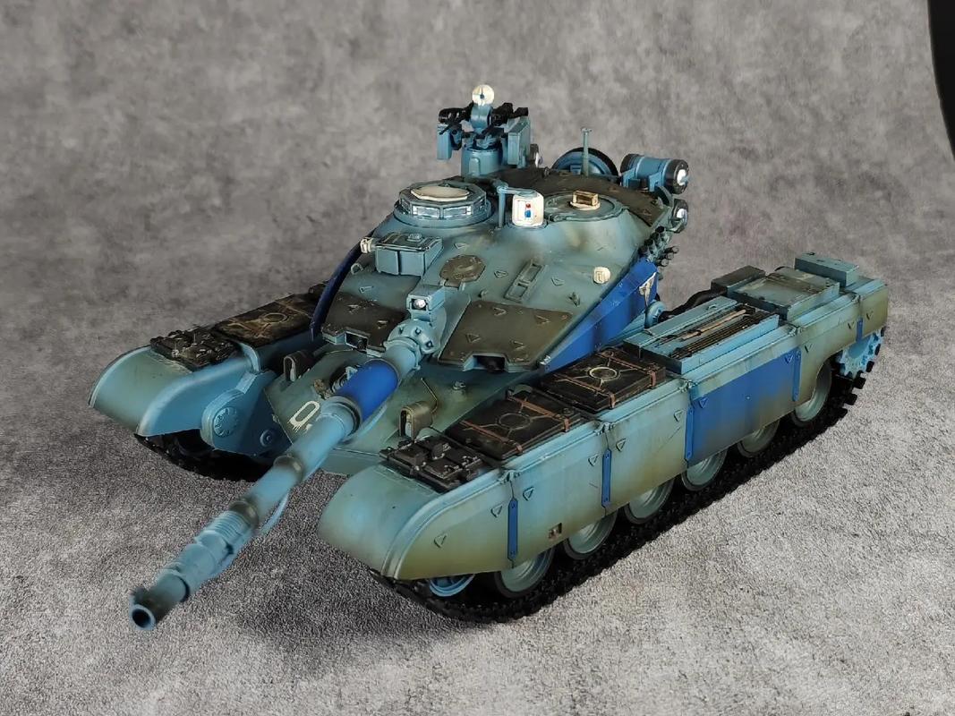 红警主战坦克大比拼：哪款坦克最强？