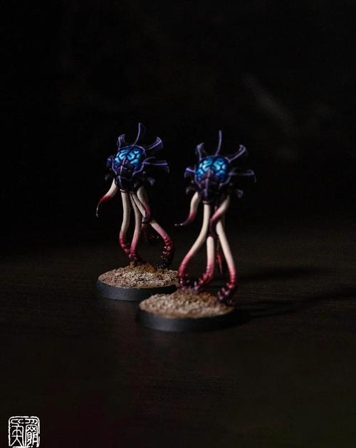 末日之下虫族红警：生存策略，对抗强大虫群