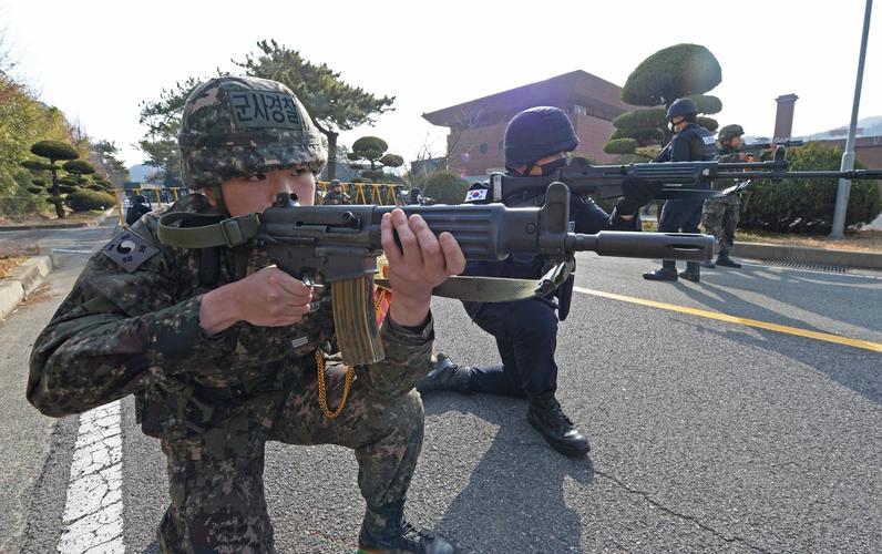 红警打韩国：教你轻松应对韩国空军