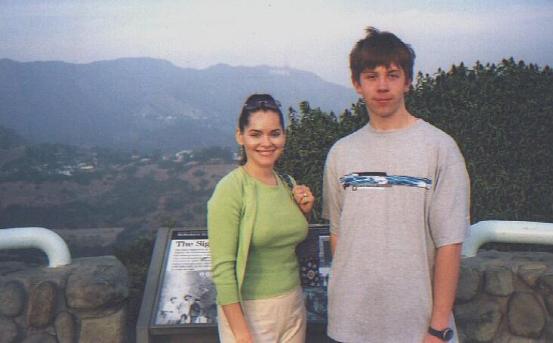 红色警戒联络官详解:揭秘伊娃少尉的幕后故事