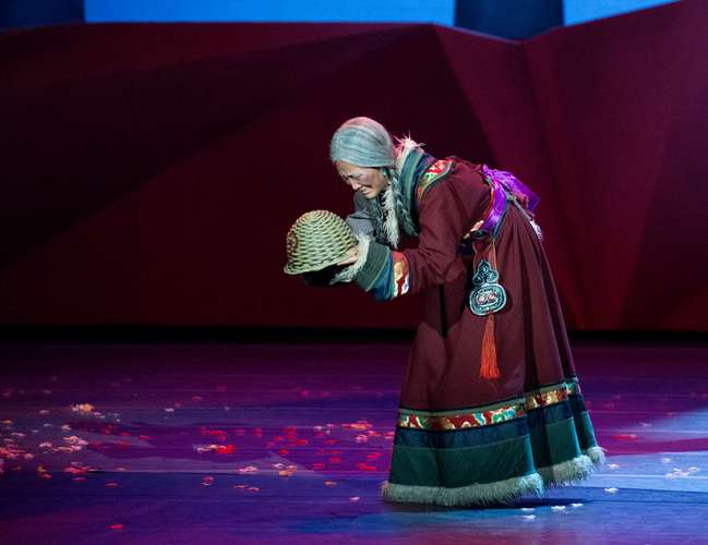 警营楷模：探秘景红警官的敬业奉献之路