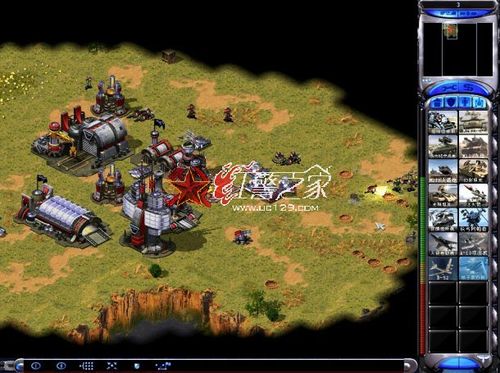 想玩红警却不想下载？网页版带你重温经典！