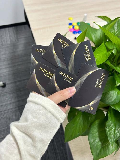 想玩红警OL却没黑卡？教你免费获得黑卡的方法