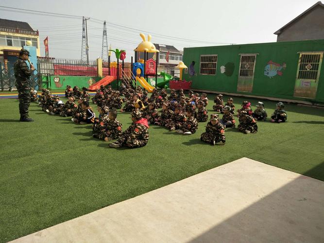 红警小兵兵作战技巧：新手也能轻松制霸战场