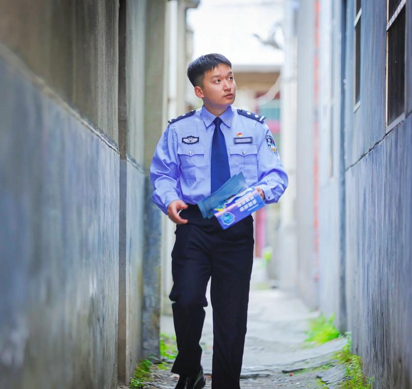 网红警校：不止是颜值，更有满满的正能量！