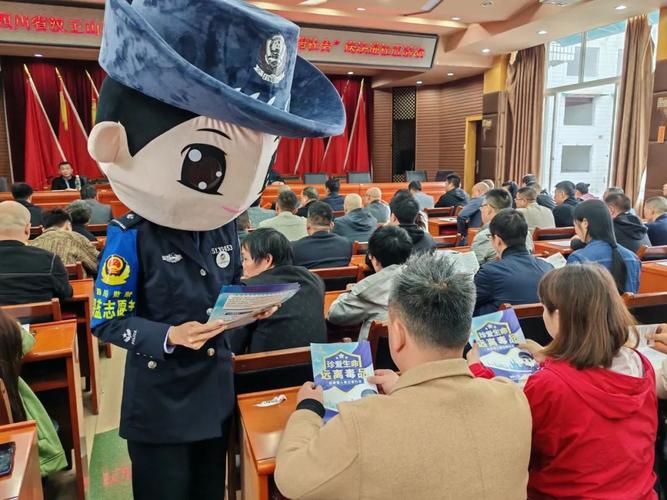 警营楷模：探秘景红警官的敬业奉献之路