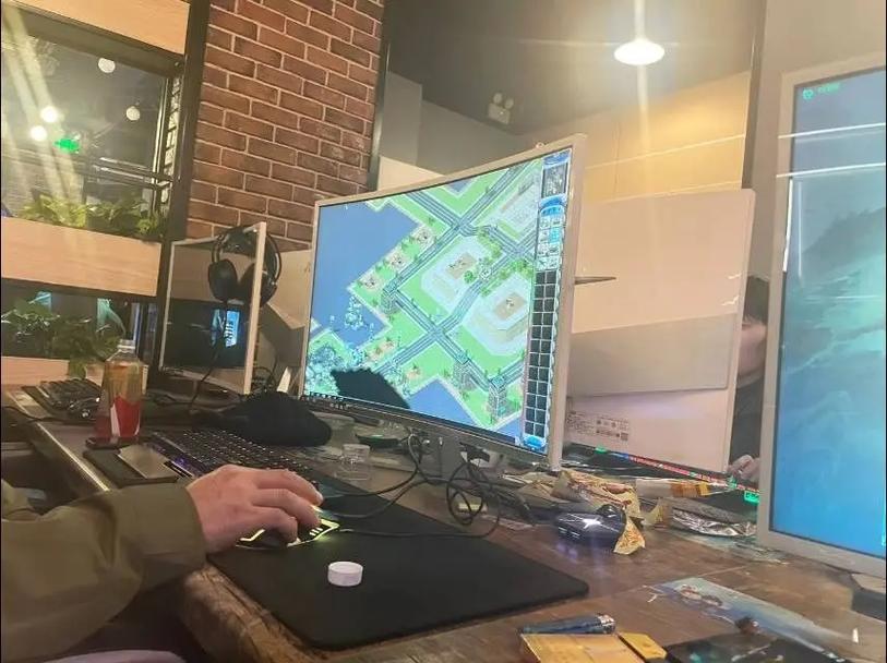 网吧玩红警2联网教程：快速上手多人联机