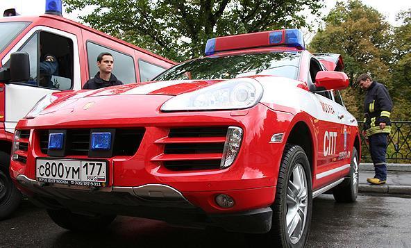 警灯颜色大揭秘：黄蓝红警灯分别用于哪些车辆？
