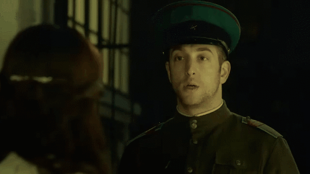 黑土上的红警：末日战场的残酷与希望