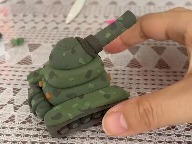 橡皮泥红警模型制作：教你用橡皮泥还原经典游戏场景！