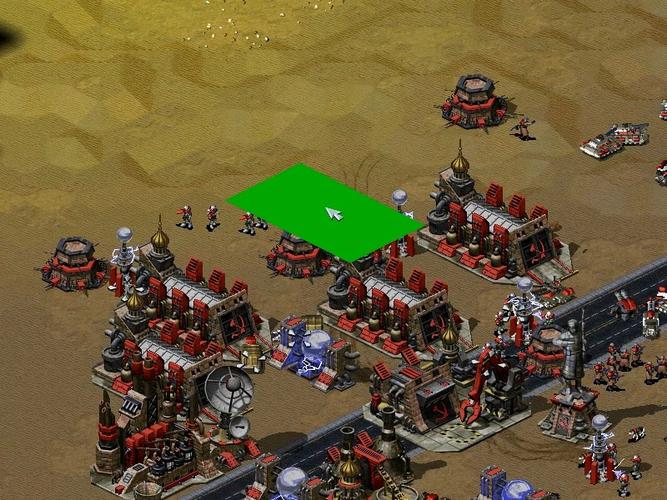 红警1：教你如何快速建设强大军事基地