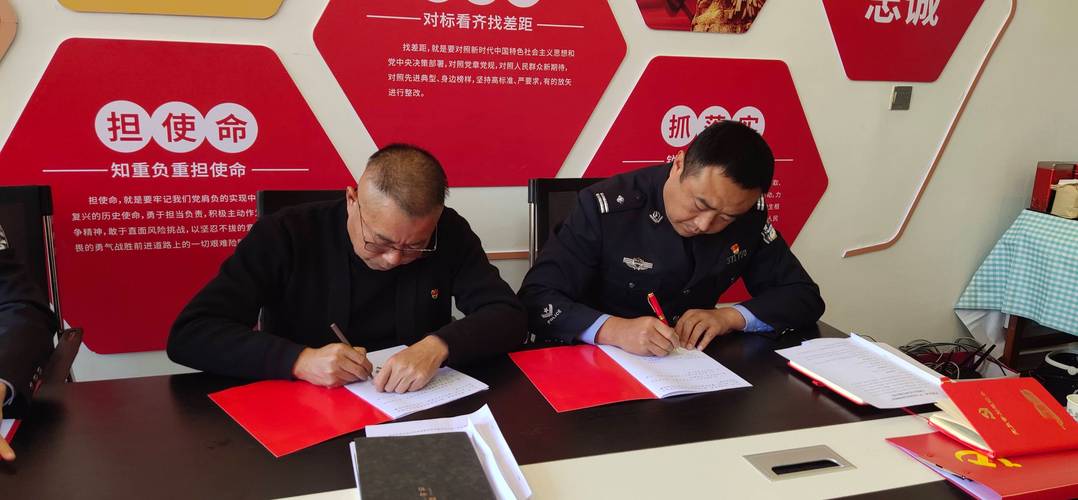 局网红警爆红秘诀：警民关系的桥梁纽带